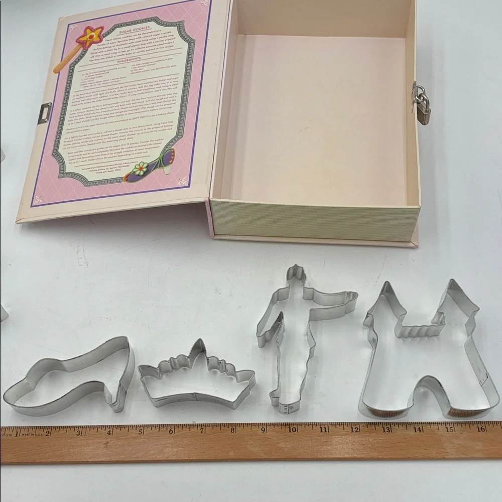 Williams Sonoma Fairy-Tale Princess Cookie Cutters - Set of 8